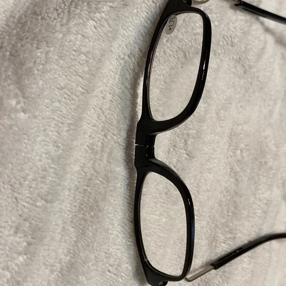 MEN/WOMEN readers click in the middle/I-hav 2/1.75 both blk,3/ 1.25 brown,2/1.00 - Picture 5 of 5